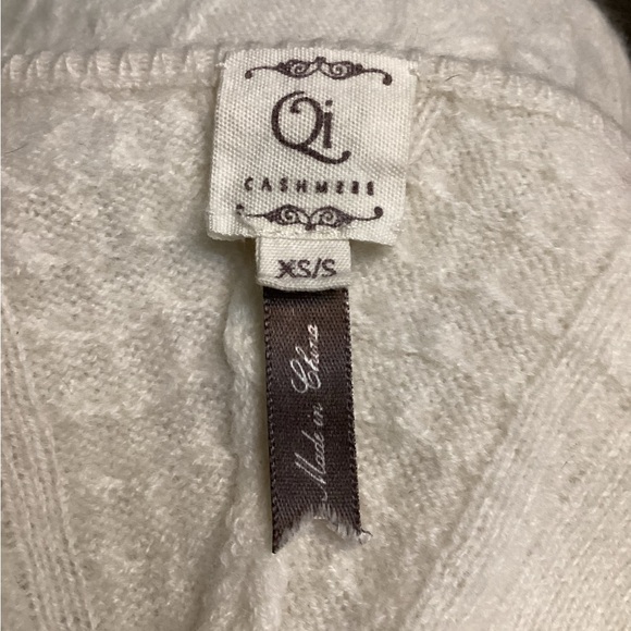💥PRICE DROP💥 Qi Cashmere Sweater - Picture 4 of 5